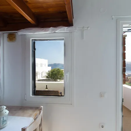 Aelia Apartment